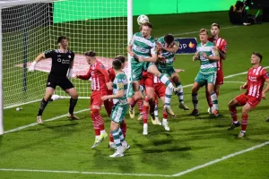 Ενδιαφέρει ΑΠΟΕΛ/ Άνετη... τεσσάρα η Shamrock Rovers
