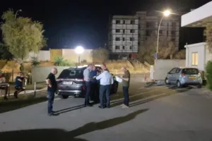 Αλφαμέγα/Τραυματίστηκαν τρεις αστυνομικοί