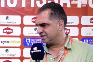 Τοποθέτηση για Σωφρόνη: "Η απόφαση μου σήμερα είναι ότι δεν φεύγει απ' την Καρμιώτισσα"