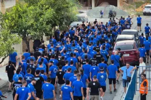 Στο γήπεδο με πορεία οι ΜΑΧΗΤΕΣ (Φώτος Kerkida)