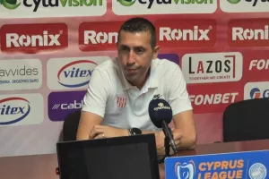 "Η ευθύνη είναι αποκλειστικά δική μου - Θα δούμε τις επόμενες μέρες πώς θα συνεχίσουμε"