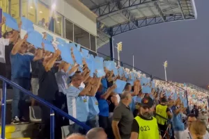 Εντυπωσιακή ατμόσφαιρα οι Παφίτες! (Βίντεο Kerkida)