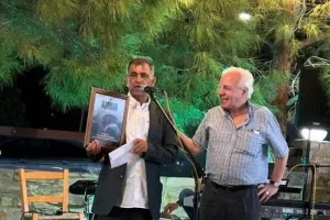 Τον τίμησαν για την αφοσίωση και την ανιδιοτελή αγάπη του προς τη Δόξα!