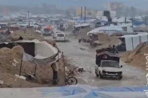 Γάζα: Τουλάχιστον 10 νεκροί από ισραηλινά πλήγματα - Πλημμύρισαν αυτοσχέδιοι καταυλισμοί από τις βροχοπτώσεις