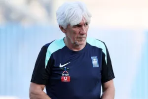 Αυτή είναι η πρώτη ενδεκάδα του Γιοβάνοβιτς στη γαλανόλευκη