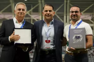Απόλλων για Λυμπουρίδη