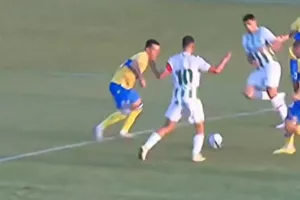 (Ομόνοια Κ19) Η καταπληκτική πάσα του Παναγιώτη Αγγελή- ΒΙΝΤΕΟ