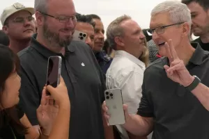 iPhone 16: Νέα εποχή με Τεχνητή Νοημοσύνη ή μία από τα ίδια;