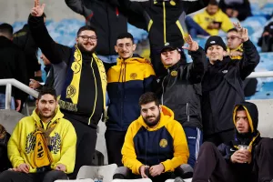 Τους έχει ανάγκη