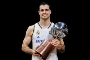 Ανανέωσε με την Ρεάλ Μαδρίτης ο Αμπάλντε