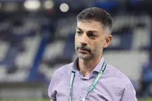 "Έγινε προσπάθεια για επιθετικό μέχρι χθες βράδυ" (Μπεζούς, Μπάκιτς και άλλα)