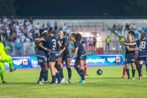 (Φώτορεπορτάζ) Η τριάρα των Απόλλων Ladies