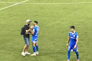 (Φώτος kerkida) Μοίρασε… συγχαρητήρια ο αρχηγός! 