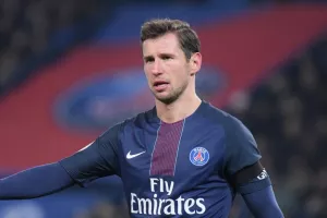 Krychowiak με Carcedo