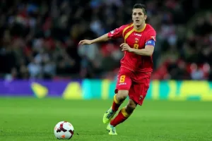 ΝΕΟ με Jovetic