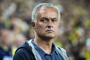 Το πικάρισμα της Γαλατασαράι στον Μουρίνιο: "The Crying One"