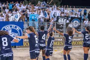 (Φώτος) Ένα... με τον κόσμο