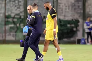 ΑΕΚ: Αγωνία για Μουκουντί – Προβληματισμός για τους τραυματισμούς