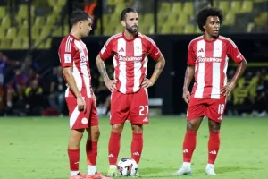 Ολυμπιακός: Προβληματισμός και στροφή προς τη Λιόν