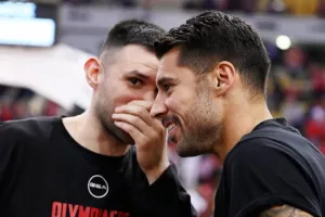 Η χιουμοριστική ανάρτηση του Παπανικολάου για τον Πρίντεζη