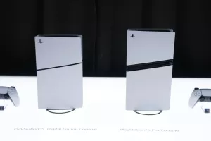 Πάρτε μια καλύτερη γεύση από τα επετειακά PlayStation 5 και PlayStation 5 Pro!