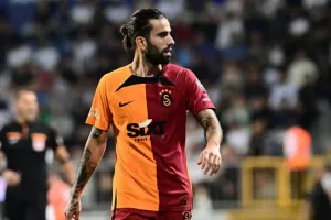 Ολιβέιρα: «Συμφώνησα με τον Ολυμπιακό, αλλά η Γαλατασαράι δεν στέλνει τα χαρτιά μου»
