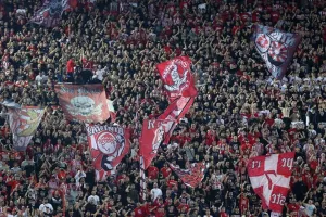 Ολυμπιακός: Κυκλοφορούν τα εισιτήρια για Λιόν