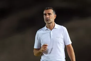 Να δείξουν χαρακτήρα... 