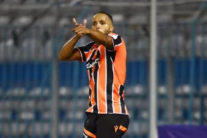 Ελ Αραμπί (15-5)
