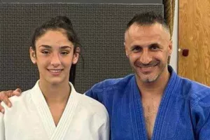 Σπουδαία επιτυχία για την Αζινού, το χρυσό μετάλλιο στο παγκόσμιο στο Μπαχρέιν 