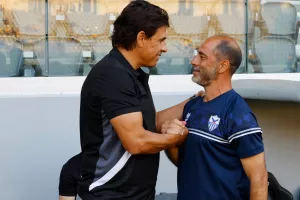 Άλλη... ιστορία (ΑΝΟ-ΑΕΛ)