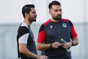 (Φώτος) Προπόνηση με νεαρούς 