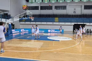 Ήττα στις λεπτομέρειες στον πρώτο ιστορικό αγώνα (φώτος)