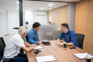 Μαντούκα/DEAL