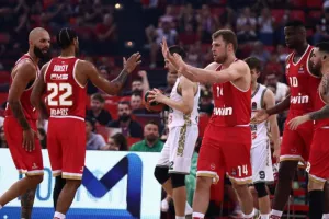 Ζόρικο ποδαρικό για τον Ολυμπιακό στο ΣΕΦ με "σφραγίδα" Βεζένκοφ
