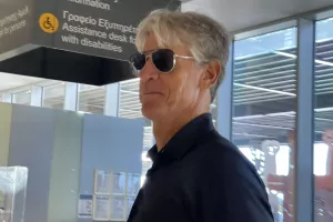 (ΦΩΤΟΣ kerkida) Η άφιξη της Πάφος FC στο αεροδρόμιο