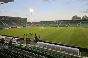 Η προπόνηση του ΑΠΟΕΛ στο Tallaght Stadium (Βίντεο Kerkida/Φώτος)