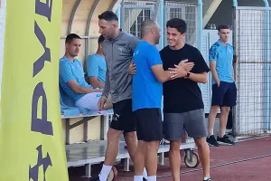 Μαζί... με Νταλίνια