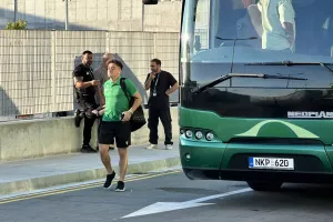 (Φώτος kerkida) Στο "Αλφαμέγα" η Ομόνοια