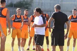 ΚΛΙΚΣ από την προπόνηση με Καμορανέζι