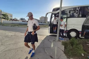 (Φώτος kerkida) Η άφιξη του Απόλλωνα στο ΠΑΠ