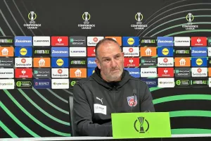 Schmidt: "Πήραμε μια δύσκολη νίκη, είχα πει στο ημίχρονο… "