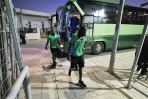 (Φώτος kerkida) Άφιξη αποστολής Ομόνοιας