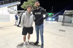 (Φώτος kerkida) Από έξω… και έφυγαν με χαμόγελο! 