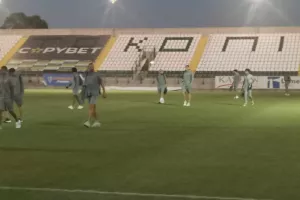 (Φώτος kerkida) Η άφιξη της Πάφος FC