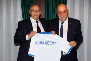 Επίσημη υποδοχή της ΚΟΠ στην Πρίστινα (φώτος) 