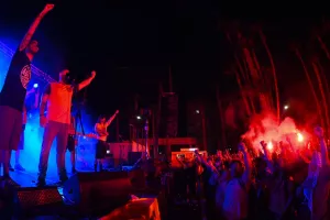 Θύρα 3: ΦΩΤΟΣ από το Φεστιβάλ και ευχαριστίες