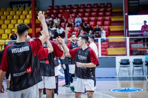 Φωτορεπορτάζ από τη μεγάλη ανατροπή του Κεραυνού