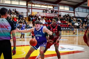 Το 3 στα 3 του Κεραυνού (Φώτος)