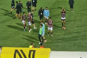 Ζεστό χειροκρότημα... για πρώτη φορά (Φώτος) 